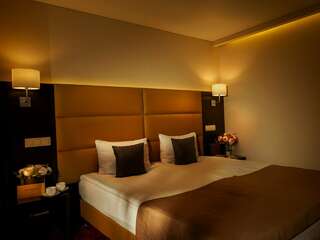 Гостиница Премьер Отель Смоленск Улучшенный Комфорт (Double/Twin)-6