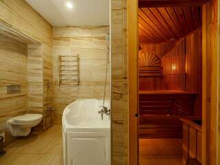 Гостиница Премьер Отель Смоленск Люкс с Сауной (QD)-8