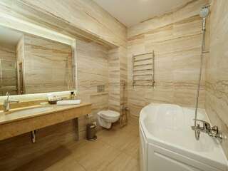 Гостиница Премьер Отель Смоленск Люкс с Сауной (QD)-7