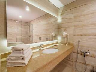 Гостиница Премьер Отель Смоленск Улучшенный Плюс (Double/Twin)-5